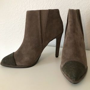 Joe’s Jeans Jenny' Chain Toe Bootie - NEVER WORN